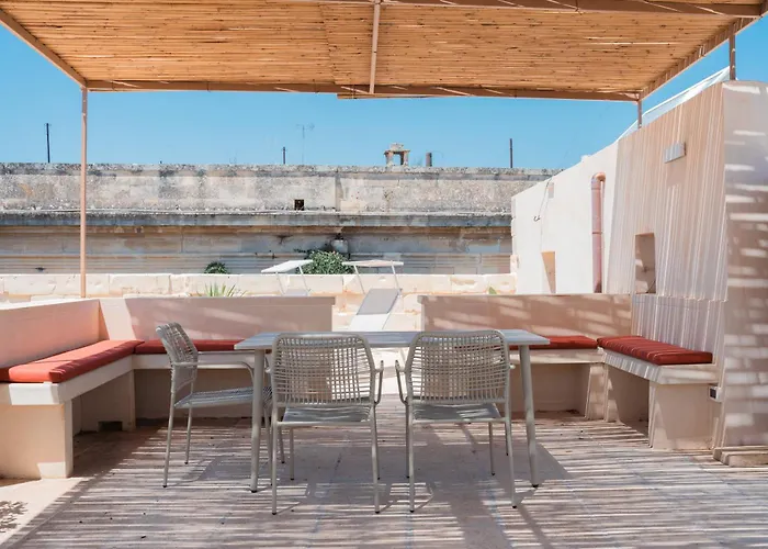 Апартаменты Margherita 60m With Balcony In Historic Centre Лечче